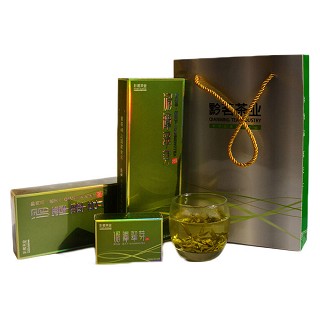 黔潭玉翠 明前湄潭翠芽 贵州绿茶(绿色)